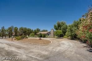 Building Photo - 5945 N El Capitan Way