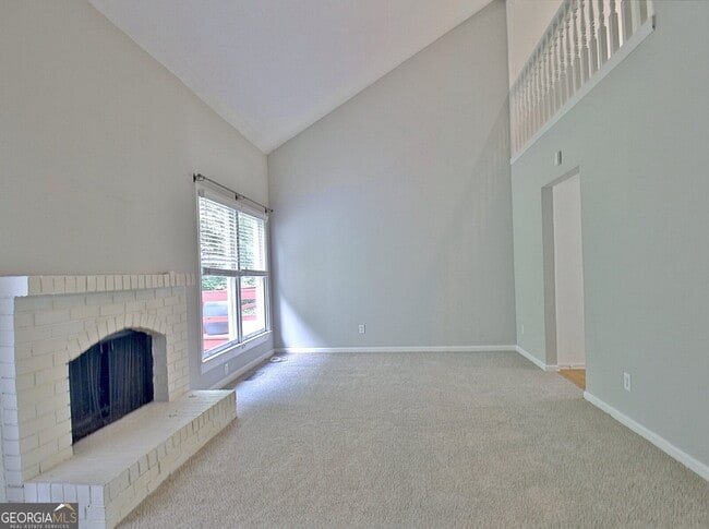 Building Photo - 210 Flat Creek Ct