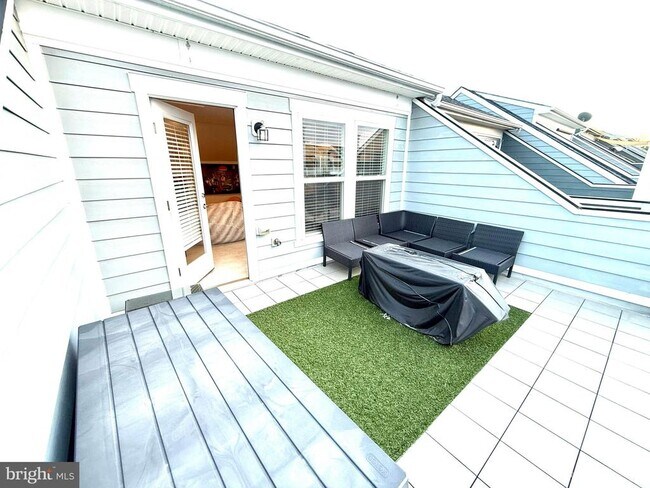 Building Photo - 17255 Herring Gull Ln