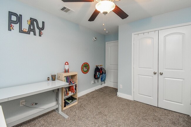 Building Photo - 23819 Naples Shore Dr