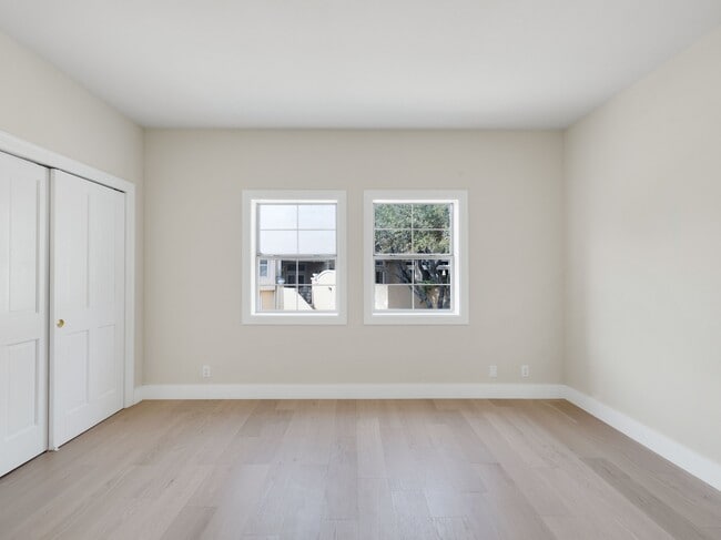 Building Photo - 5 Kings Heath