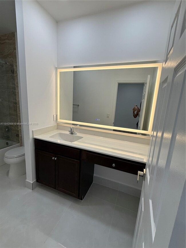 Building Photo - 8132 SW 17th Ct