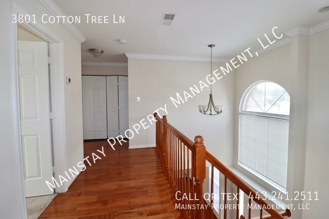 Building Photo - Beautiful 5 Bedroom SFH in Family Friendly...