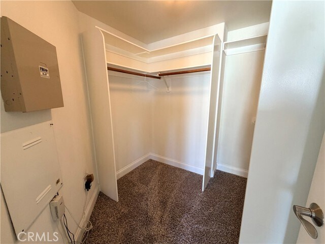Building Photo - 710 1st Pl