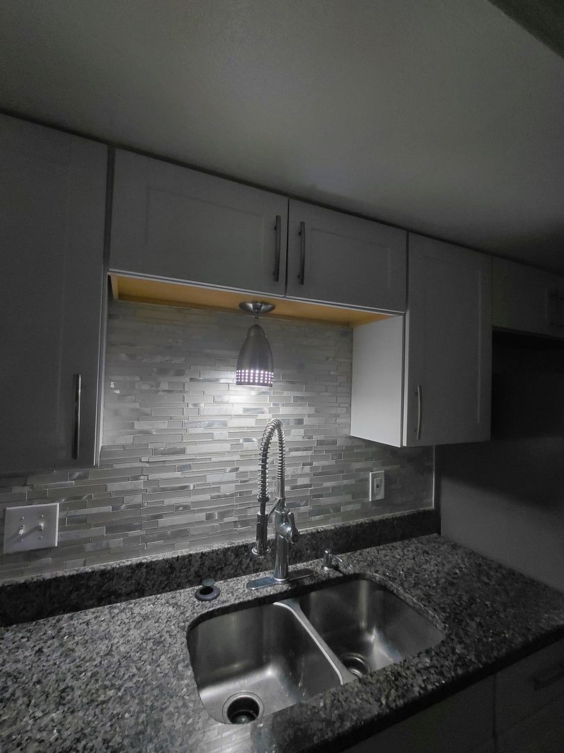 Building Photo - 14433 E Jewell Ave