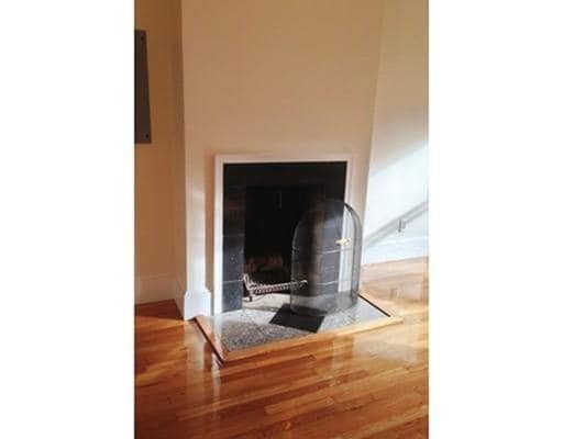 Building Photo - 16 Follen St