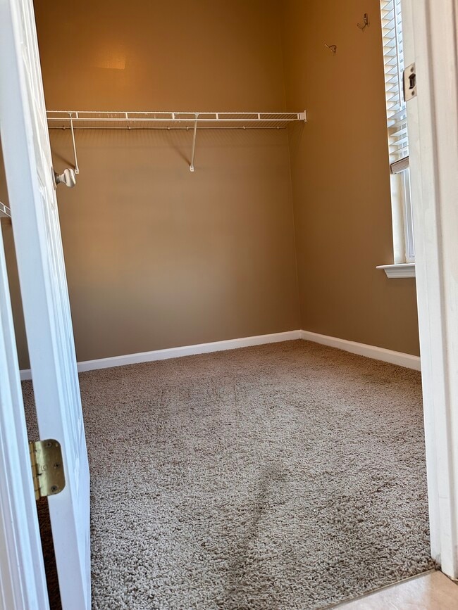 Building Photo - 2937 Harbor Lights Dr