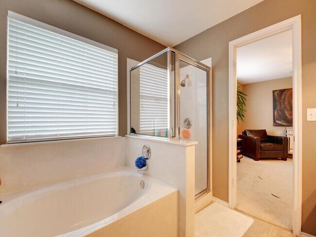 Building Photo - 1617 Poppy Seed Ln