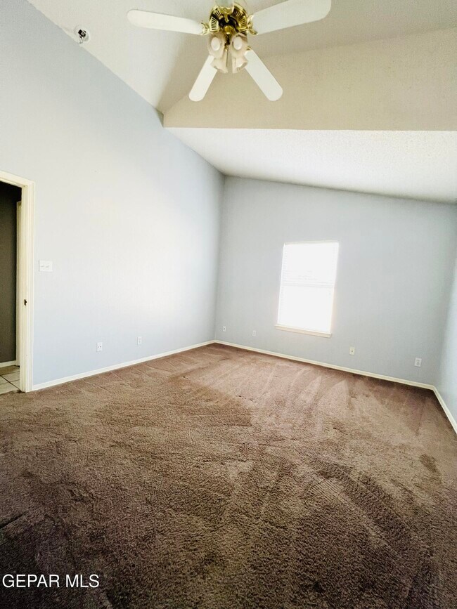 Building Photo - 12369 Tierra Apache Rd