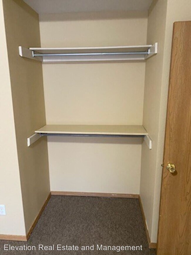 Building Photo - 315 Texas Ln