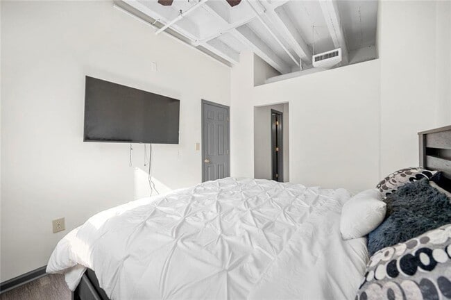 Building Photo - 32 Peachtree St NW