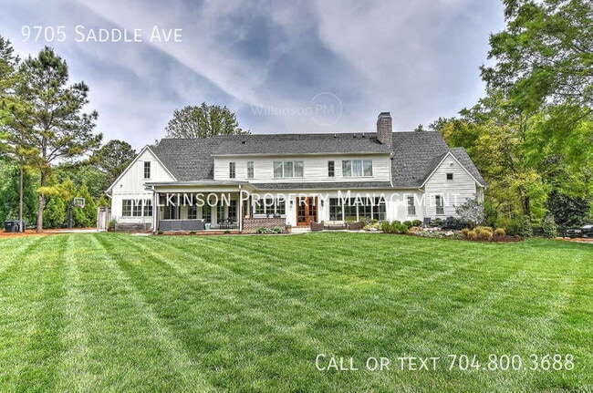 Building Photo - 9705 Saddle Ave