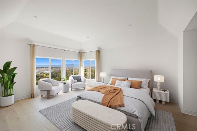 Building Photo - 31 St Tropez