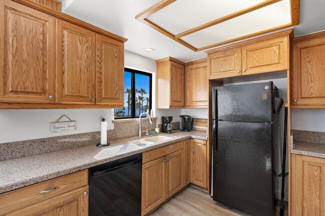 Building Photo - 81 Blue Lagoon