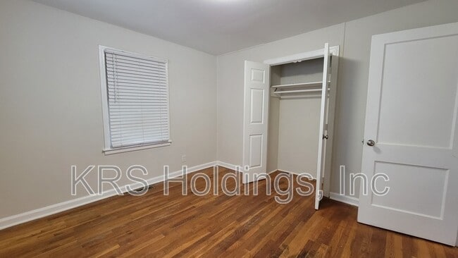 Building Photo - 1210 Downing Rd