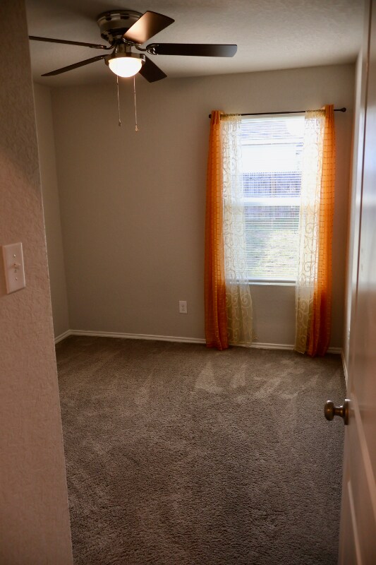 Building Photo - 6933 Sunspot
