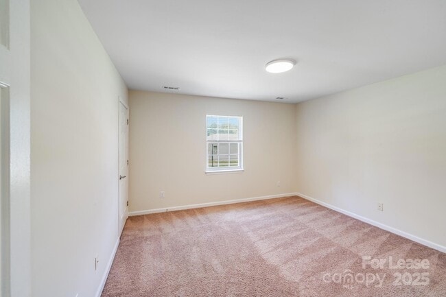 Building Photo - 3425 Anson St