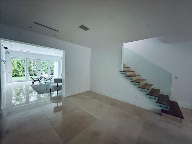 Building Photo - 1430 Baracoa Ave