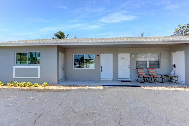 Building Photo - 2822 N Dixie Hwy