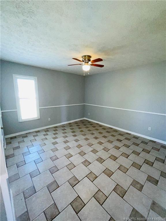 Building Photo - 1634 SW Gemini Ln