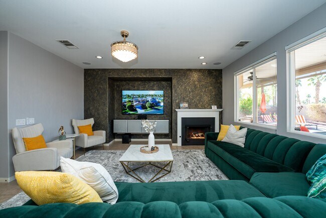 Building Photo - 43247 Fiore St