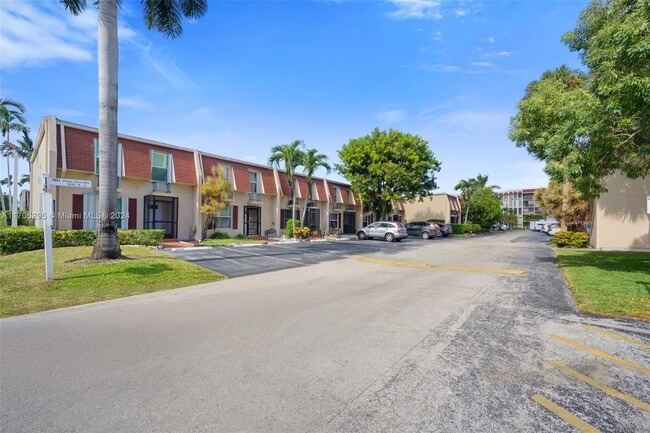 Building Photo - 1951 Atlantic Shores Blvd