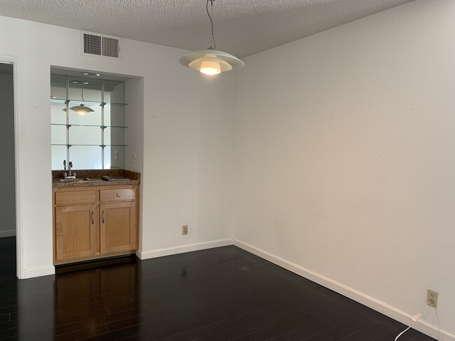 Wet bar in dining room. - 8180 Manitoba St