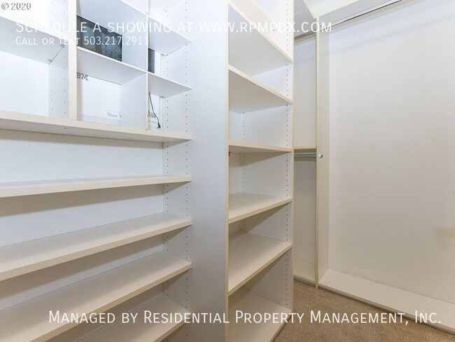 Building Photo - 1030 NW Johnson St