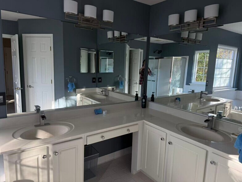 Building Photo - 2972 Kildare Ln