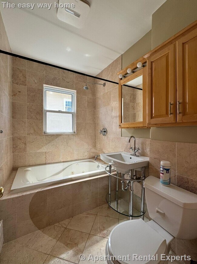 Building Photo - 14 Melville Rd