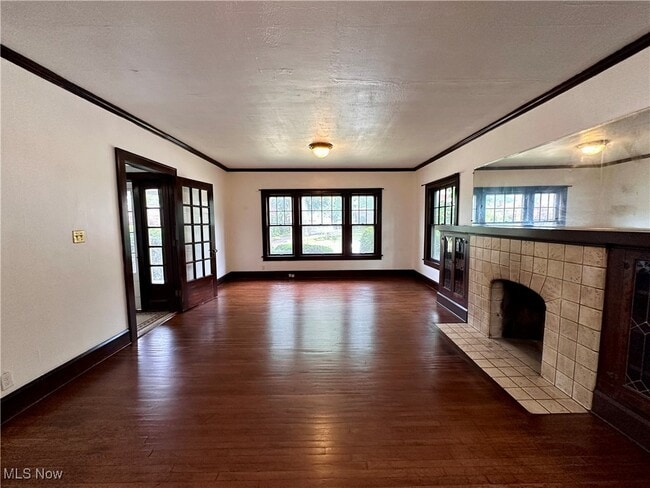 Building Photo - 214 15th St NW