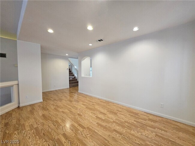 Building Photo - 3697 Ferndale Cove Dr