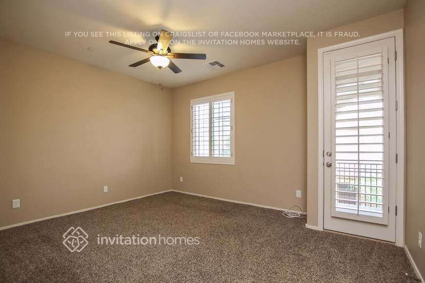 Building Photo - 9238 W Meadow Dr