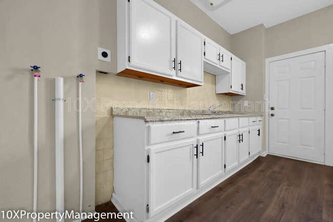 Building Photo - 51 N Princeton Ave