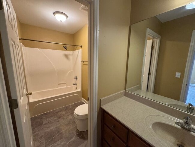 Building Photo - Hampton Cove home with EV Plug