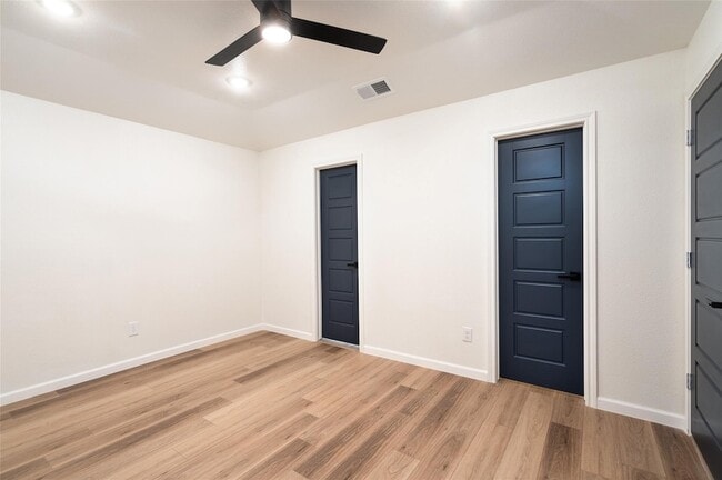 Building Photo - 13155 Pebblewalk Cir S