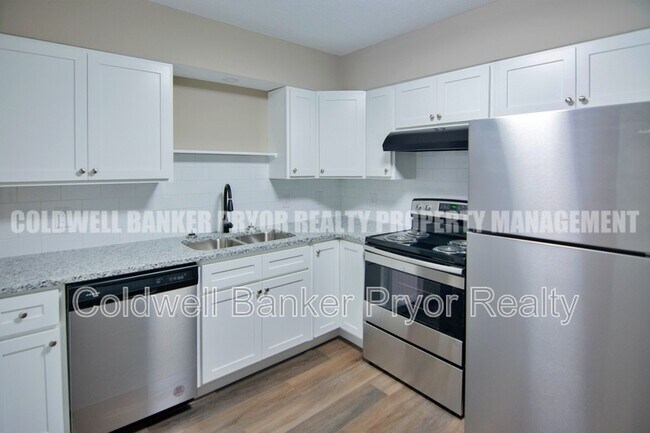 Building Photo - 5824 Moody Sawyer Rd