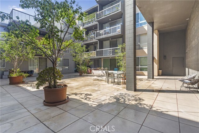 Building Photo - 1745 Camino Palmero St