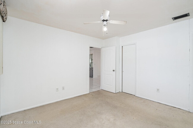 Building Photo - 2677 Sarno Rd