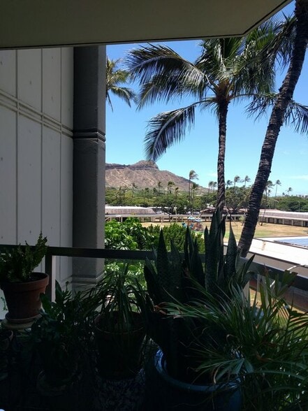 Lanai Diamond Head - 2600 Pualani Way