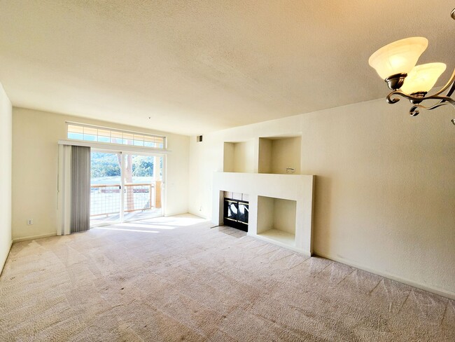 Building Photo - Beautiful Brisbane condo