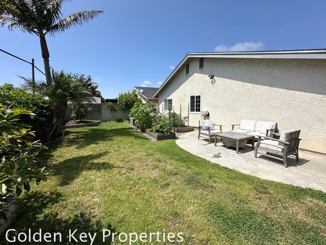 Building Photo - Charming 3BR / 2BA Single-Story Home in Co...