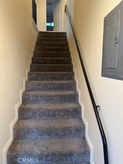 Building Photo - 2617 E 4th