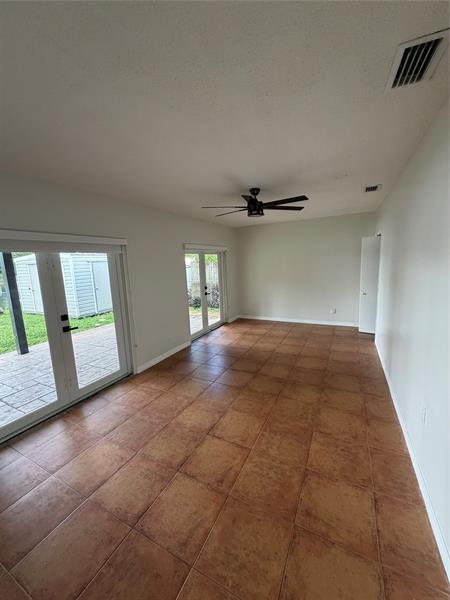 Building Photo - 1130 NW 83rd Way