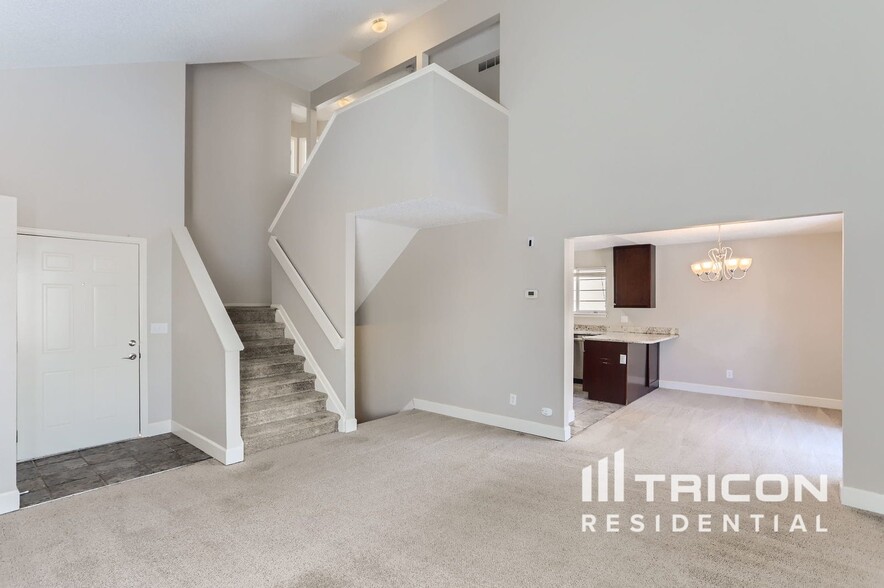 Building Photo - 5575 W 115th Pl