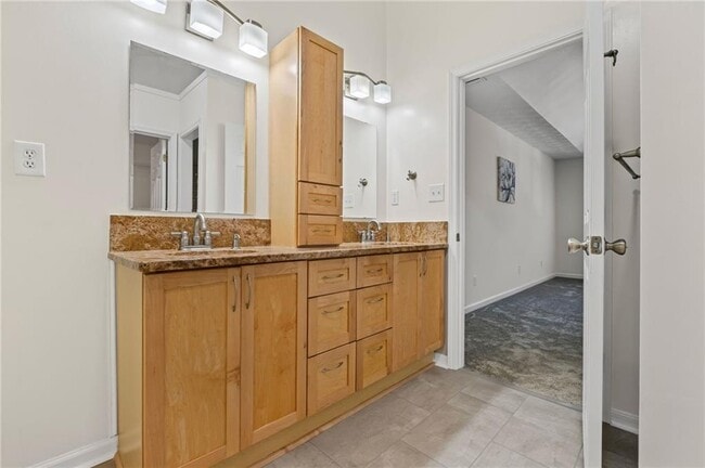 Building Photo - 130 Sable Pointe Dr