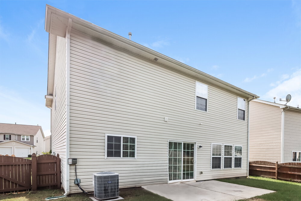 Building Photo - 6510 Ridgeview Commons Dr