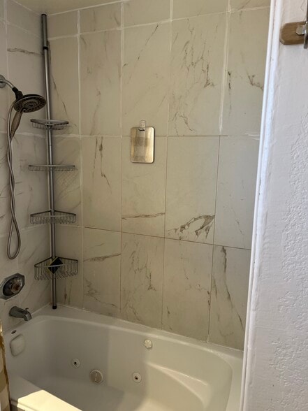 Building Photo - 21611 Wahoo Trl