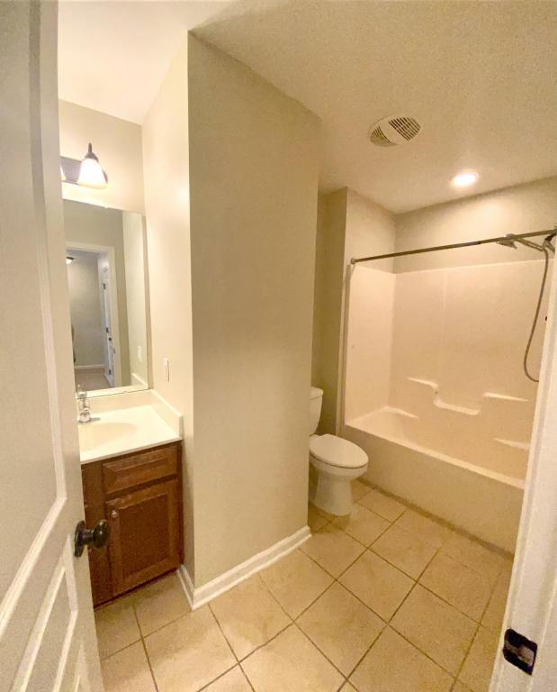 Building Photo - 4005 Princess Amelia Ln