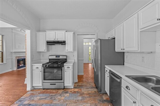 Building Photo - 1163 Rhyne Chase
